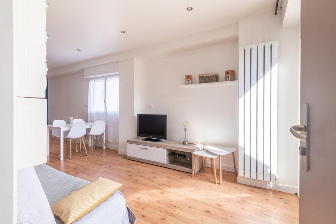 Le Petit Paradis Apartment Сен-Жорьо Экстерьер фото